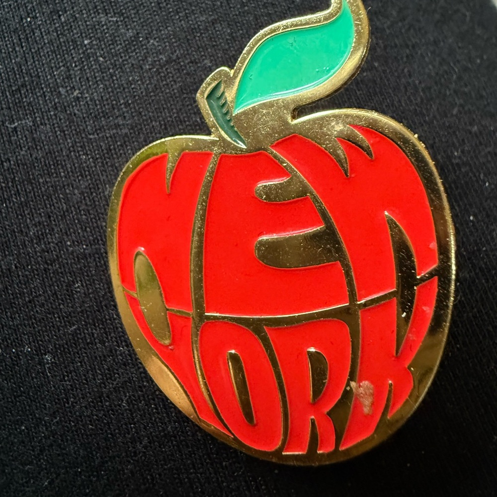 Vintage New York Apple Brooch
